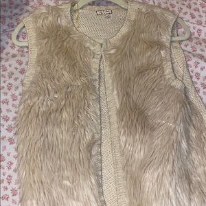 Chic vest